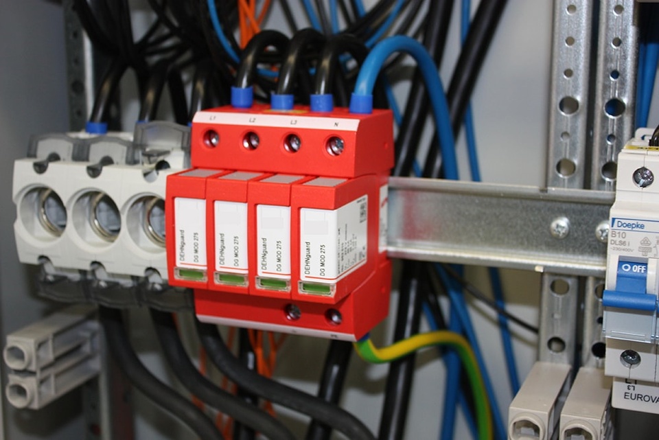 U berspannungsschutz bei AGM-Elektrotechnik in Mühlhausen, Mittelfr (Mühlhausen)